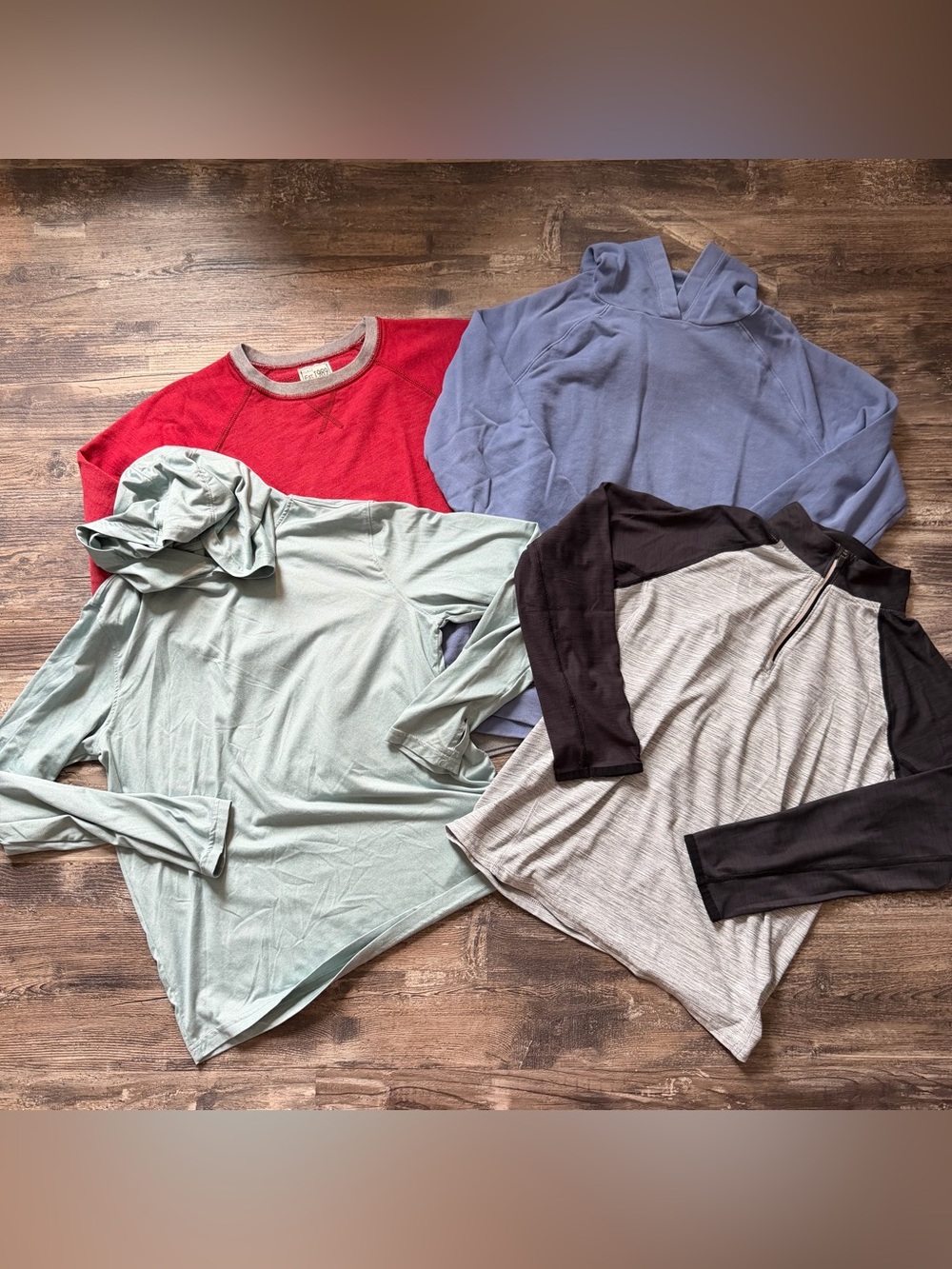 Lot of 4 long sleeve hoodies sweatshirts boys L 10-12 Old Navy children’s place
